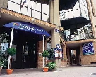 Express Centre By Ihg מלון ליל