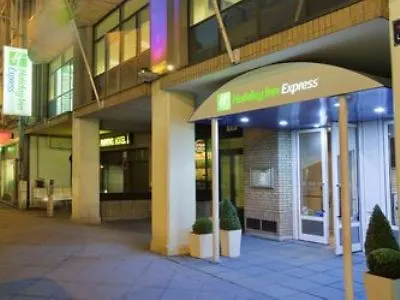 Express Centre By Ihg מלון